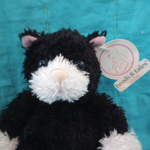 Heads & Tales by GUND Black & White Plush Kitten/Cat with Blue Eyes - Picture 3 of 9